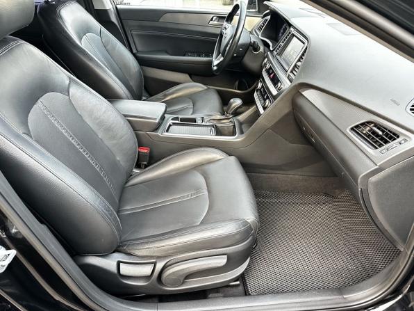 Hyundai Sonata VII (LF) Рестайлинг с пробегом 2019 года, цена 1 880 000 рублей, 143760 км, седан, Автокод Объявления