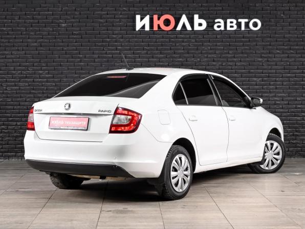 Skoda Rapid I Рестайлинг с пробегом 2018 года, цена 1 300 000 рублей, 140380 км, лифтбек, Автокод Объявления