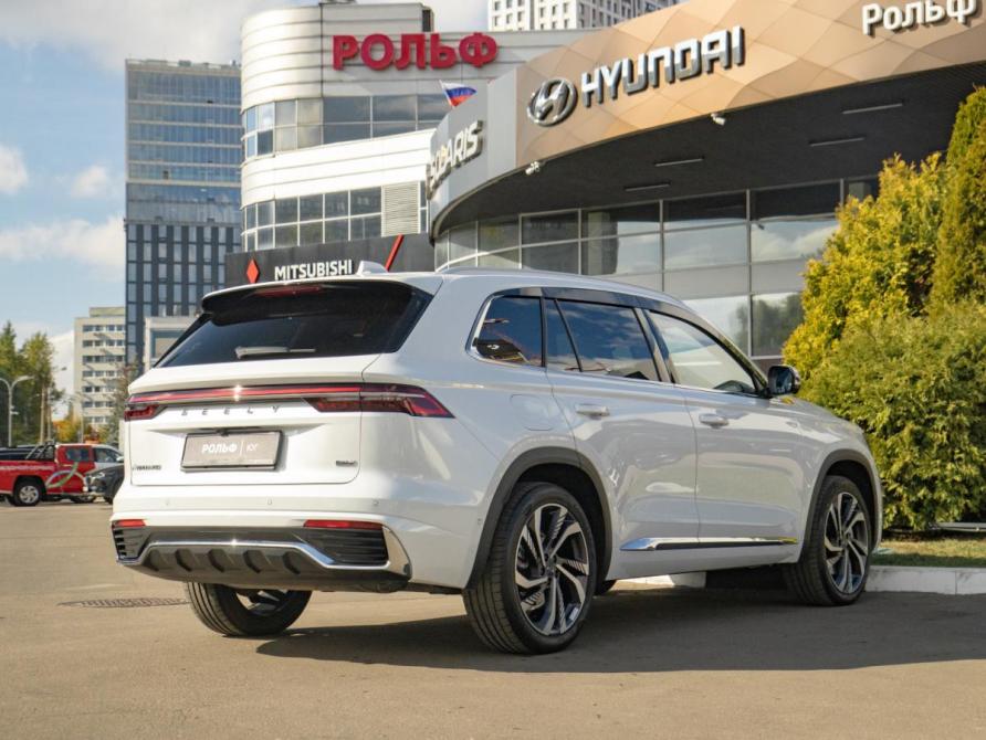 Geely Monjaro I Москва  - изображение 4