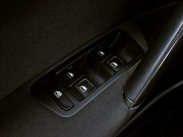Volkswagen Golf VII с пробегом 2013 года, цена 1 220 000 рублей, 228592 км, хэтчбек, Автокод Объявления