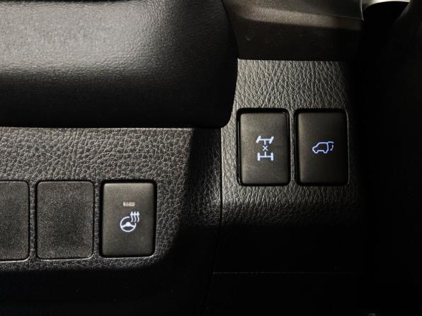 Toyota RAV4 IV (XA40) Рестайлинг с пробегом 2015 года, цена 2 143 000 рублей, 151533 км, внедорожник, Автокод Объявления