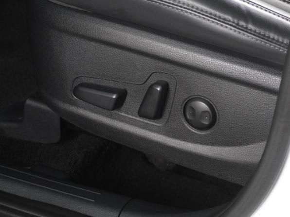 Hyundai Santa Fe IV Рестайлинг с пробегом 2022 года, цена 3 729 000 рублей, 61182 км, внедорожник, Автокод Объявления