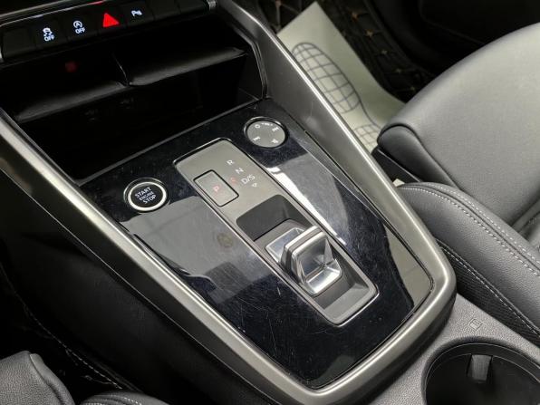 Audi A3 IV (8Y) с пробегом 2021 года, цена 2 560 000 рублей, 65000 км, седан, Автокод Объявления