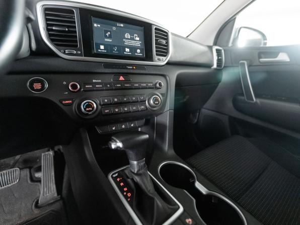 Kia Sportage IV Рестайлинг с пробегом 2019 года, цена 2 150 000 рублей, 98185 км, внедорожник, Автокод Объявления