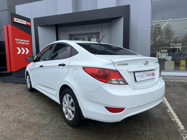 Hyundai Solaris I с пробегом 2013 года, цена 630 475 рублей, 256783 км, седан, Автокод Объявления
