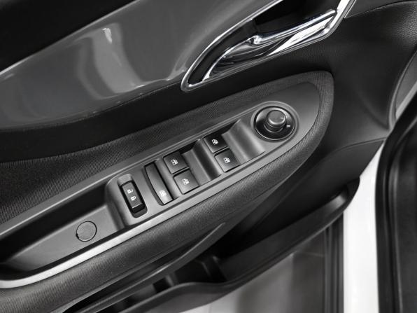 Opel Mokka I с пробегом 2013 года, цена 1 295 000 рублей, 109266 км, внедорожник, Автокод Объявления