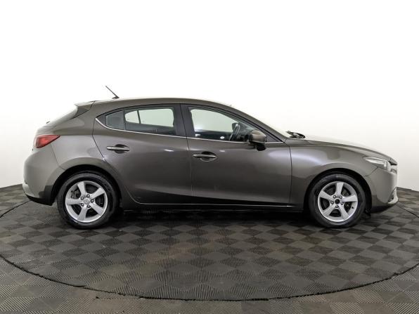 Mazda 3 III (BM) Рестайлинг с пробегом 2017 года, цена 1 500 000 рублей, 136614 км, хэтчбек, Автокод Объявления