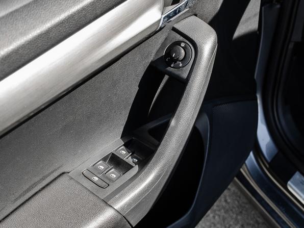 Skoda Octavia III (A7) Рестайлинг с пробегом 2019 года, цена 1 670 000 рублей, 144760 км, лифтбек, Автокод Объявления
