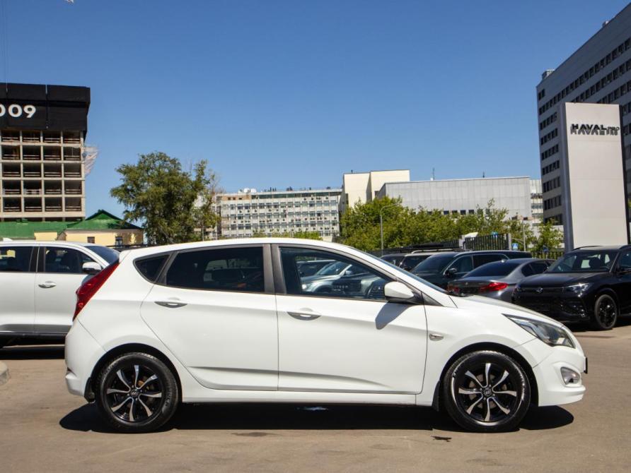 Hyundai Solaris I Рестайлинг Москва  - изображение 3