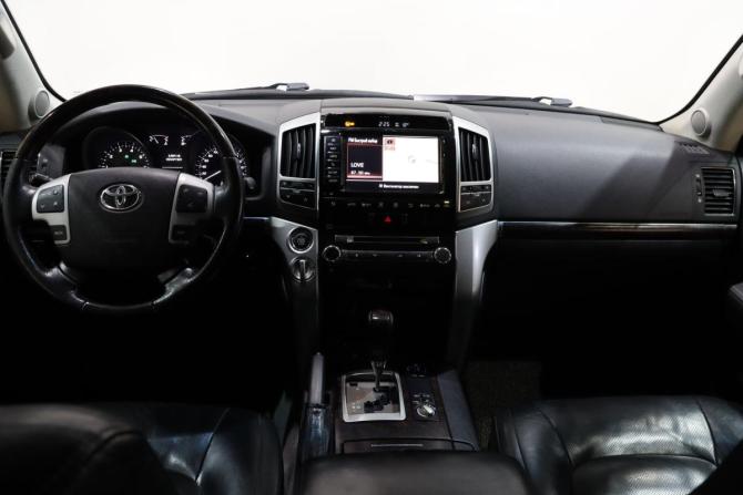Toyota Land Cruiser 200 Series Рестайлинг 1 с пробегом 2012 года, цена 3 450 000 рублей, 338690 км, внедорожник, Автокод Объявления