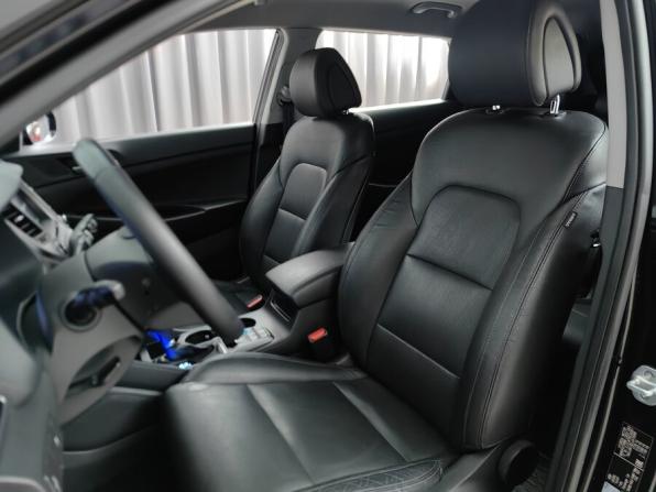 Hyundai Tucson III с пробегом 2017 года, цена 1 549 000 рублей, 263548 км, внедорожник, Автокод Объявления