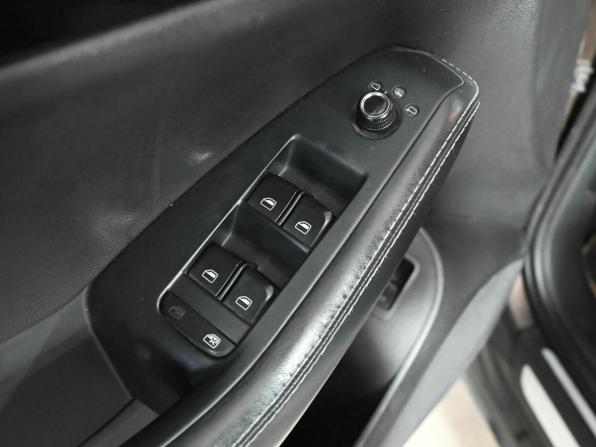 Audi Q5 I (8R) с пробегом 2011 года, цена 1 100 000 рублей, 252526 км, внедорожник, Автокод Объявления