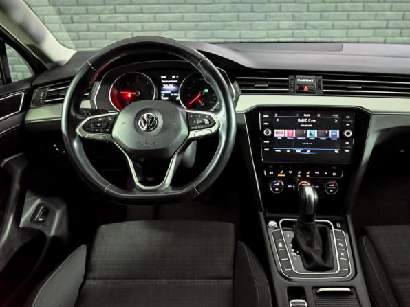 Volkswagen Passat B8 Рестайлинг с пробегом 2020 года, цена 2 250 000 рублей, 147223 км, универсал, Автокод Объявления