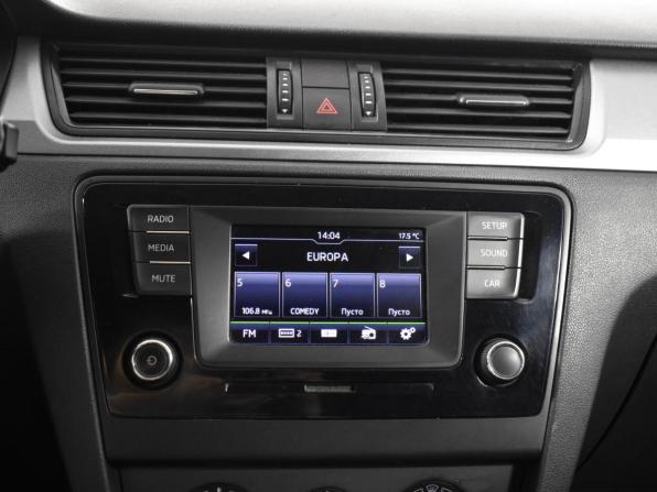 Skoda Rapid I с пробегом 2016 года, цена 855 900 рублей, 110336 км, лифтбек, Автокод Объявления