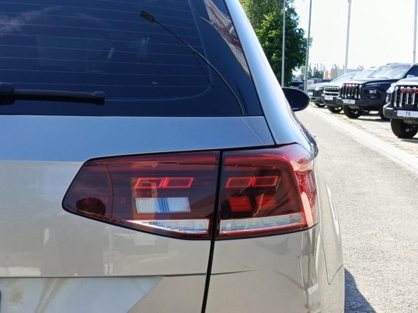 Volkswagen Passat B8 Рестайлинг с пробегом 2019 года, цена 2 050 000 рублей, 78701 км, универсал, Автокод Объявления