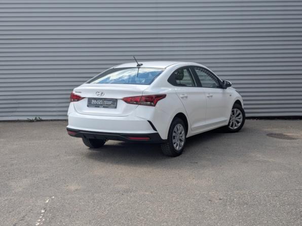 Hyundai Solaris II Рестайлинг с пробегом 2022 года, цена 1 650 000 рублей, 76792 км, седан, Автокод Объявления