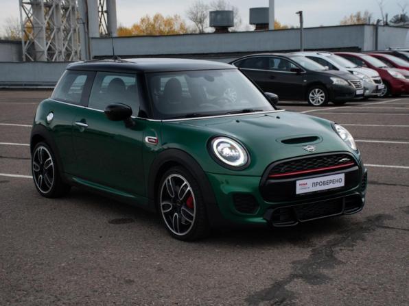 Mini Hatch III (F55/F56) Рестайлинг с пробегом 2020 года, цена 3 097 000 рублей, 87850 км, хэтчбек, Автокод Объявления