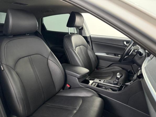 Kia Optima IV Рестайлинг с пробегом 2019 года, цена 2 150 000 рублей, 69617 км, седан, Автокод Объявления