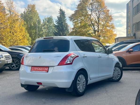 Suzuki Swift IV с пробегом 2011 года, цена 799 000 рублей, 177000 км, хэтчбек, Автокод Объявления