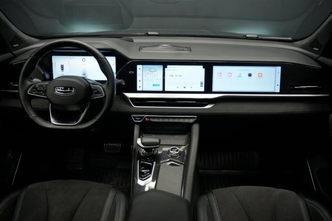 Geely Monjaro I Рестайлинг (China Market) с пробегом 2024 года, цена 3 499 000 рублей, 32000 км, внедорожник, Автокод Объявления