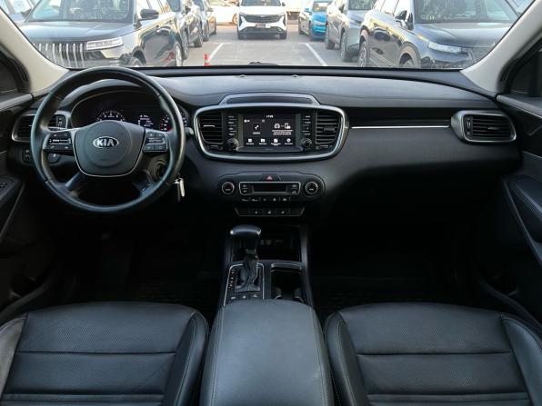Kia Sorento III Prime Рестайлинг с пробегом 2018 года, цена 2 997 000 рублей, 63514 км, внедорожник, Автокод Объявления
