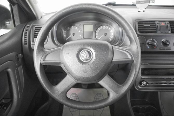 Skoda Fabia II Рестайлинг с пробегом 2013 года, цена 549 000 рублей, 204830 км, хэтчбек, Автокод Объявления