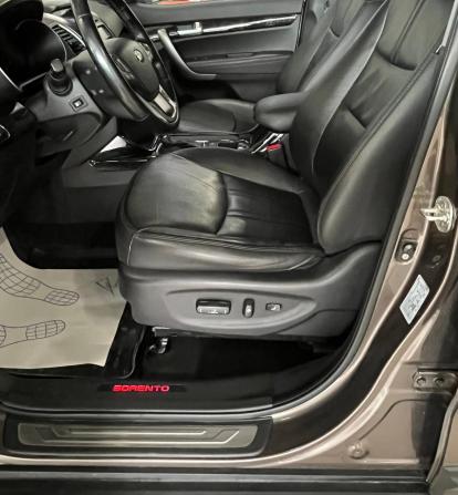 Kia Sorento II Рестайлинг с пробегом 2016 года, цена 2 290 000 рублей, 70821 км, внедорожник, Автокод Объявления