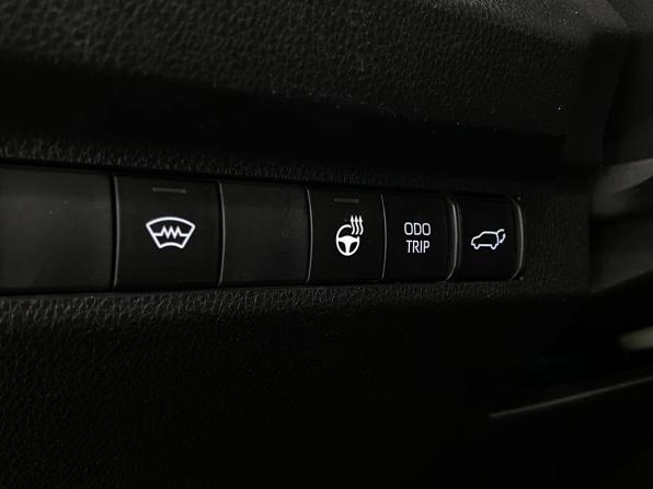 Toyota RAV4 V (XA50) с пробегом 2022 года, цена 3 475 000 рублей, 64468 км, внедорожник, Автокод Объявления