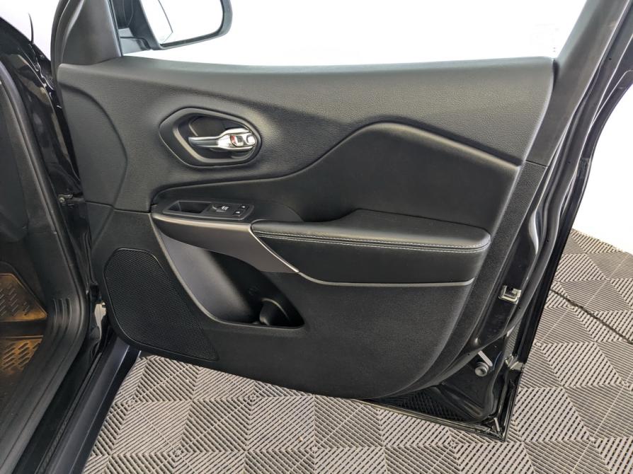 Jeep Cherokee V (KL) Рестайлинг Москва  - изображение 26