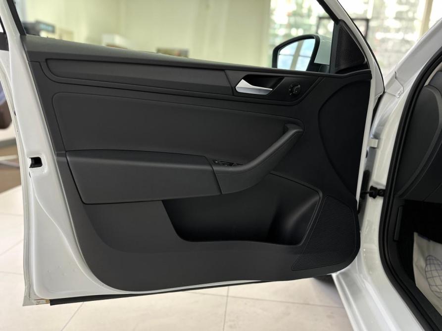 Volkswagen Polo VI Санкт-Петербург  - изображение 12