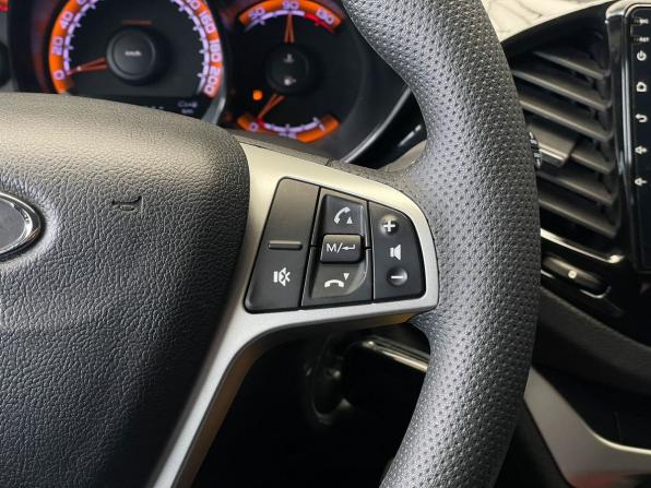 Lada (ВАЗ) Vesta I с пробегом 2020 года, цена 1 097 000 рублей, 71287 км, седан, Автокод Объявления