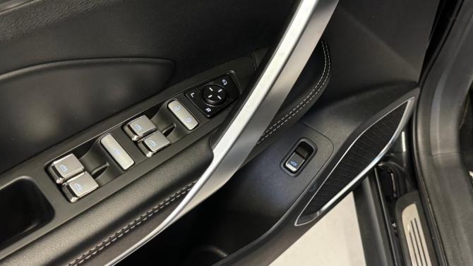 Geely Atlas Pro с пробегом 2023 года, цена 1 768 000 рублей, 101500 км, внедорожник, Автокод Объявления