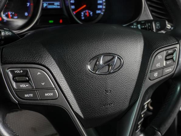 Hyundai Santa Fe III с пробегом 2012 года, цена 1 549 000 рублей, 222342 км, внедорожник, Автокод Объявления