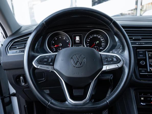 Volkswagen Tiguan II Рестайлинг с пробегом 2020 года, цена 2 698 000 рублей, 46439 км, внедорожник, Автокод Объявления
