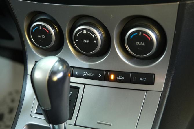 Mazda 3 II (BL) с пробегом 2011 года, цена 969 000 рублей, 197000 км, седан, Автокод Объявления