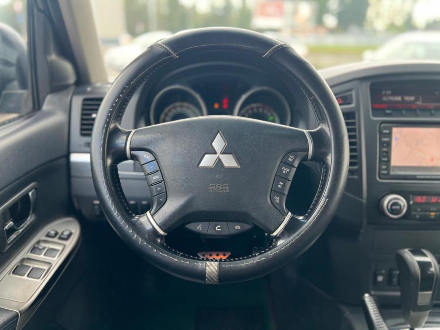 Mitsubishi Pajero IV Рестайлинг 1 Санкт-Петербург  - изображение 7