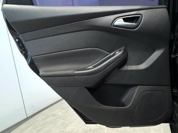 Ford Focus III с пробегом 2013 года, цена 970 000 рублей, 154733 км, седан, Автокод Объявления