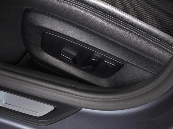 BMW 5 серии VII (G30/G31/G38) с пробегом 2018 года, цена 3 745 000 рублей, 96389 км, седан, Автокод Объявления