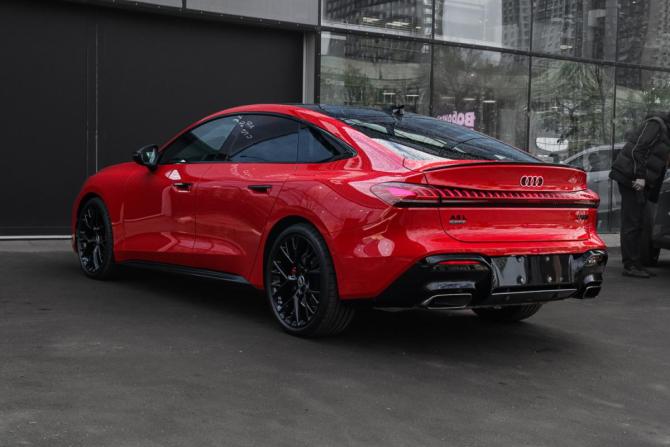 Audi A5 III (B10) с пробегом 2025 года, цена 5 850 000 рублей, 2758 км, лифтбек, Автокод Объявления