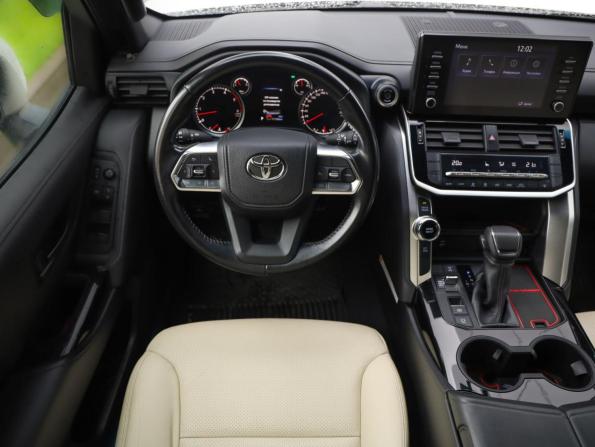 Toyota Land Cruiser 300 Series с пробегом 2021 года, цена 7 299 000 рублей, 117365 км, внедорожник, Автокод Объявления
