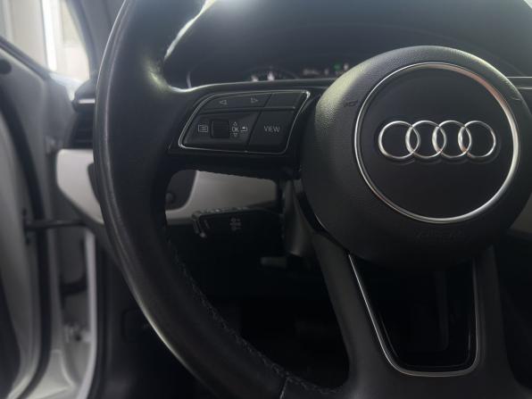 Audi A4 V (B9) Рестайлинг с пробегом 2021 года, цена 2 640 000 рублей, 121660 км, седан, Автокод Объявления