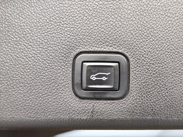 Cadillac SRX II Рестайлинг с пробегом 2014 года, цена 1 700 000 рублей, 136820 км, внедорожник, Автокод Объявления