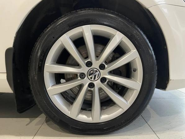 Volkswagen Passat B7 с пробегом 2012 года, цена 950 000 рублей, 243650 км, универсал, Автокод Объявления