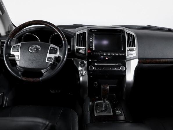 Toyota Land Cruiser 200 Series Рестайлинг 1 с пробегом 2014 года, цена 5 593 500 рублей, 142894 км, внедорожник, Автокод Объявления