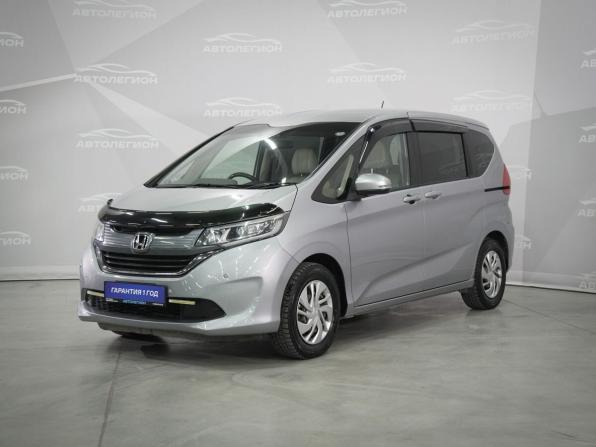 Honda Freed II с пробегом 2017 года, цена 1 580 000 рублей, 122500 км, компактвэн, Автокод Объявления
