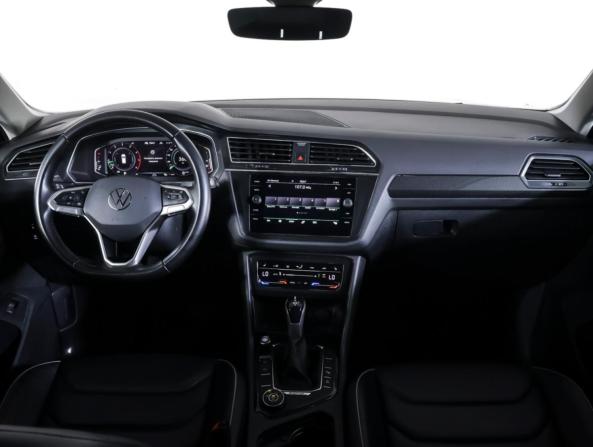 Volkswagen Tiguan II Рестайлинг с пробегом 2021 года, цена 3 788 000 рублей, 63200 км, внедорожник, Автокод Объявления