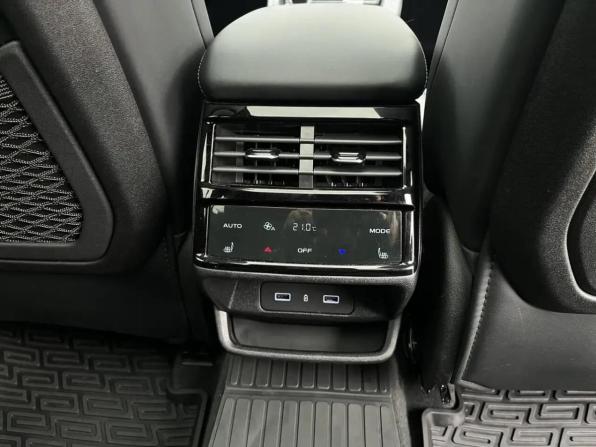 Geely Monjaro I с пробегом 2023 года, цена 3 500 000 рублей, 34681 км, внедорожник, Автокод Объявления