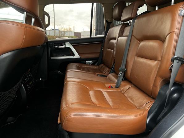 Toyota Land Cruiser 200 Series Рестайлинг 1 с пробегом 2015 года, цена 3 583 000 рублей, 226200 км, внедорожник, Автокод Объявления