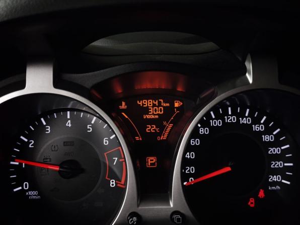 Nissan Juke I Рестайлинг с пробегом 2017 года, цена 1 350 000 рублей, 49846 км, внедорожник, Автокод Объявления