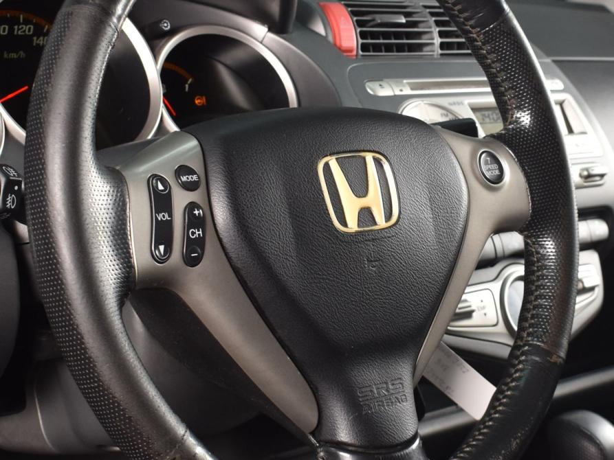 Honda Jazz I Рестайлинг Кемерово  - изображение 9